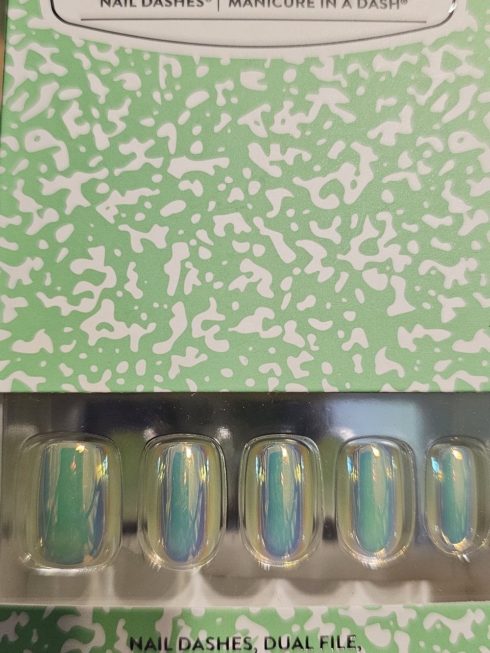 Iridescent Green Press-On Nails - Women Makeup Press-On Nails